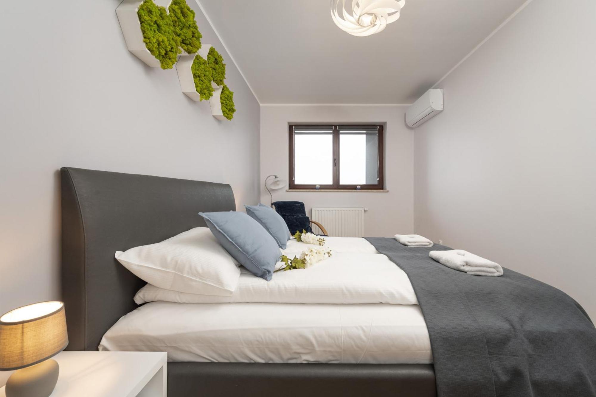 Comfortable Apartment Krakowska Wroclaw With Free Parking By Noclegi Renters Luaran gambar