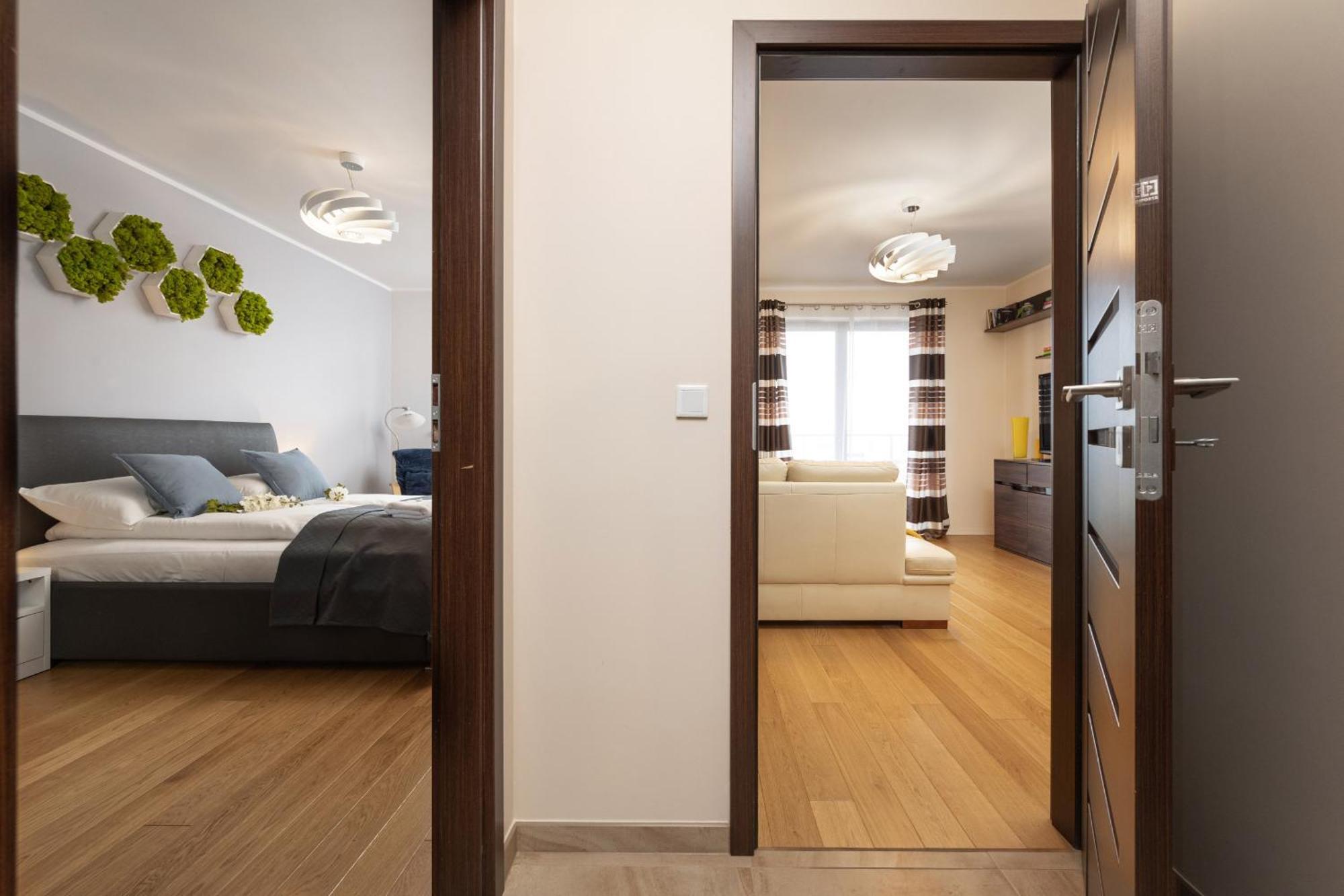 Comfortable Apartment Krakowska Wroclaw With Free Parking By Noclegi Renters Luaran gambar
