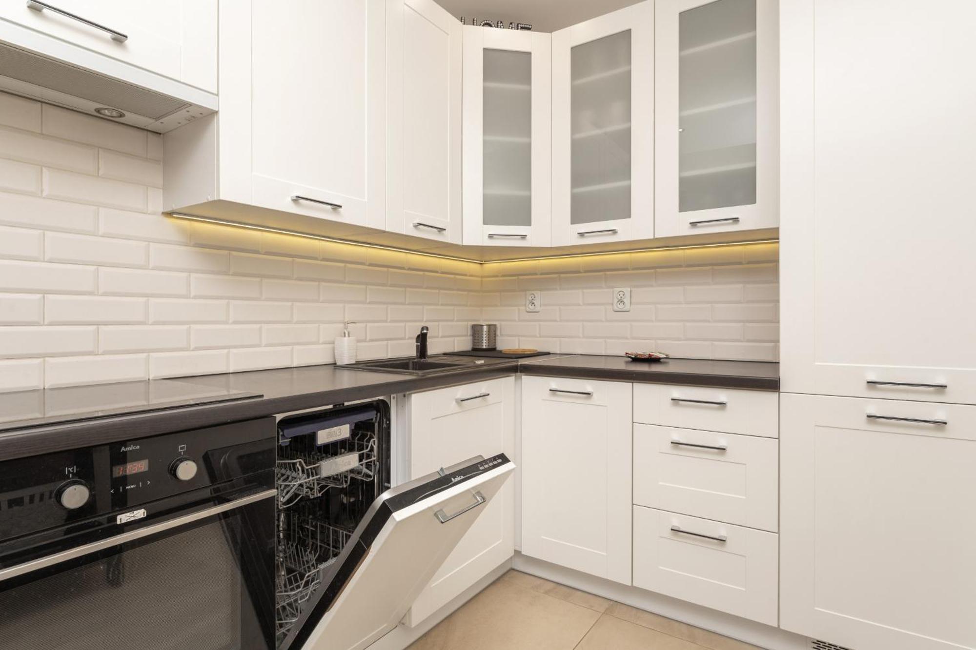 Comfortable Apartment Krakowska Wroclaw With Free Parking By Noclegi Renters Luaran gambar